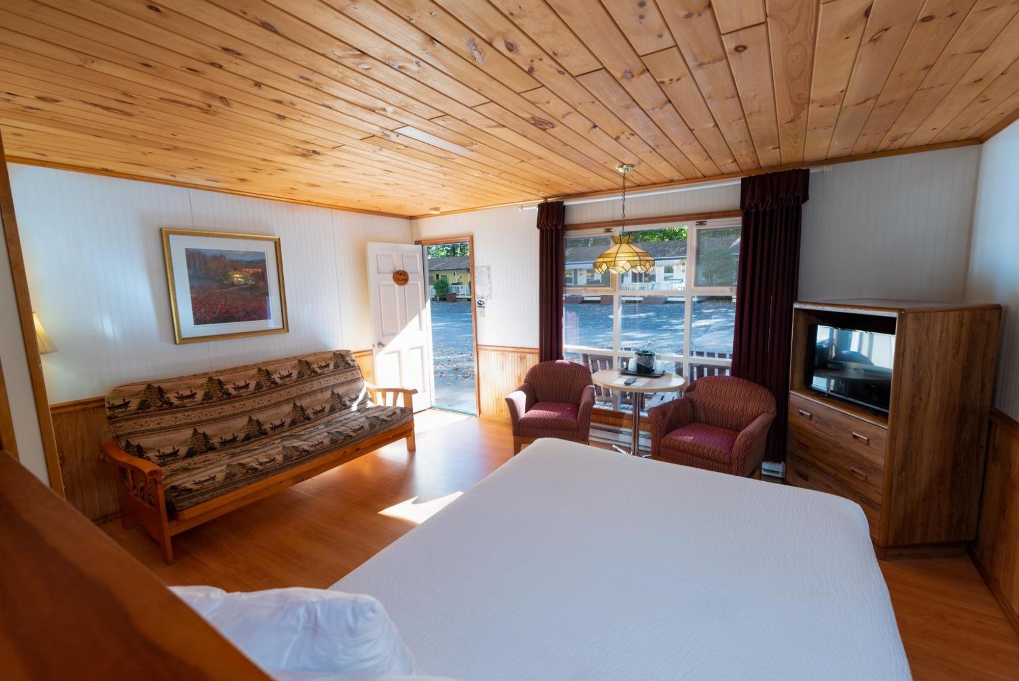 The Juliana Resort Diamond Point Exterior photo